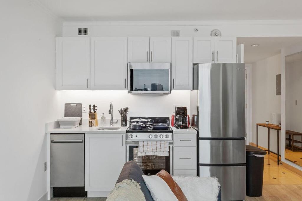 Cozysuites At Showboat 1br 2ba Oceanfront Apartment Atlantic City