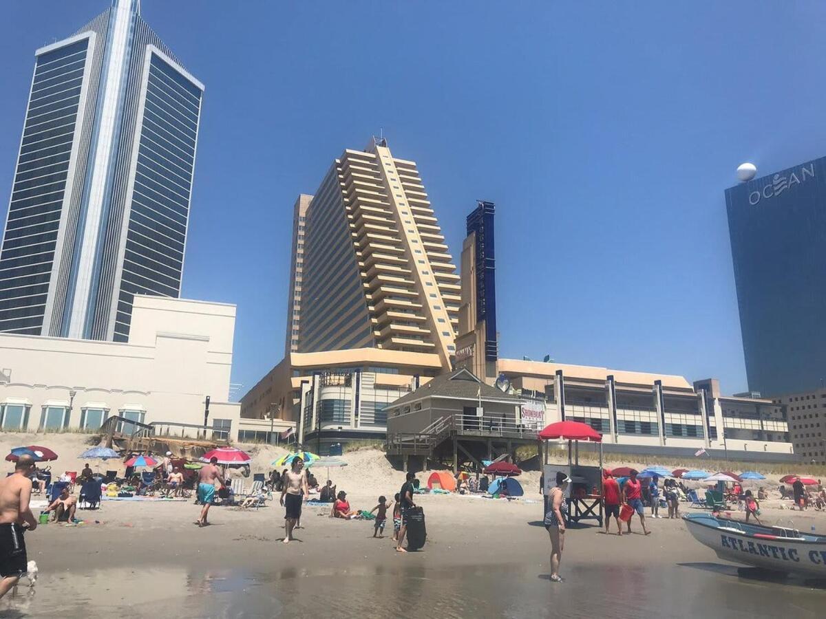 Cozysuites At Showboat 1br 2ba Oceanfront Apartment *